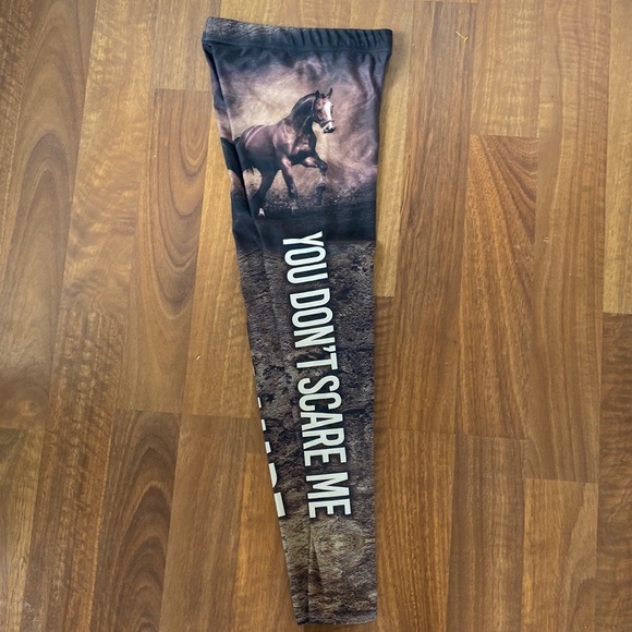 You don’t scare me I ride a mare leggings smal - Picture 2 of 2